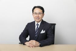 Executive Director Hiroshi Yanagisawa